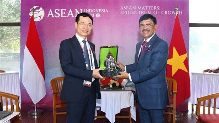 Vietnam, Indonesia strengthen cooperation in information, communications